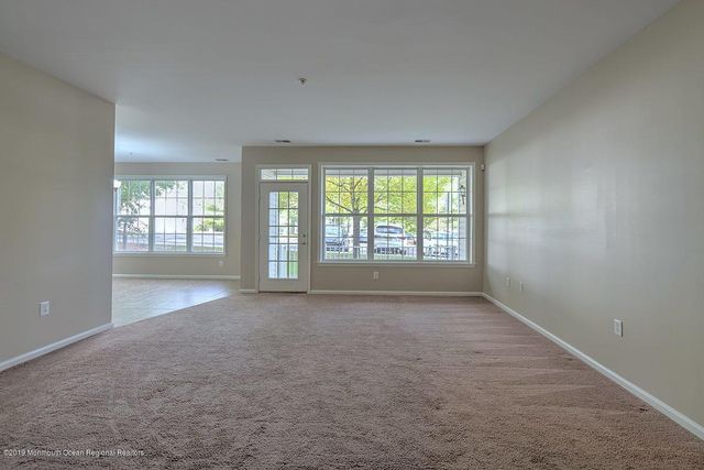 363 Saint Andrews Place, Manalapan, NJ 07726