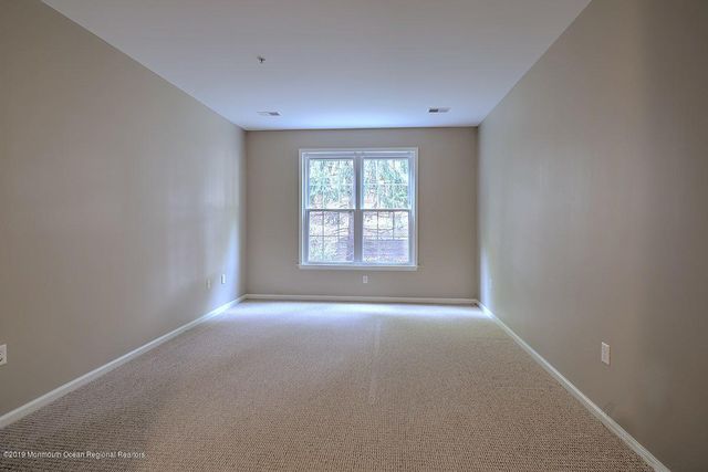 363 Saint Andrews Place, Manalapan, NJ 07726