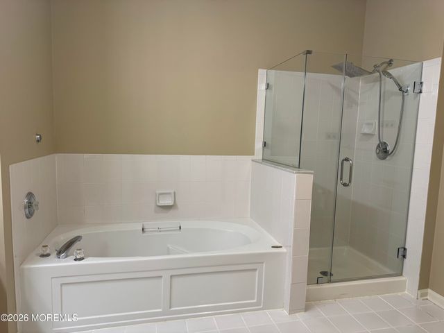 363 Saint Andrews Place, Manalapan, NJ 07726