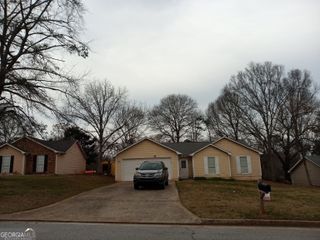 3668 Paddington Trail, Rex, GA 30273