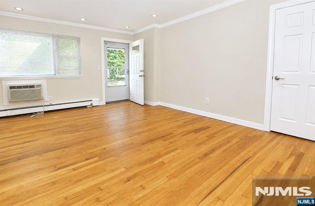 216 Washington Drive 216, Ramsey, NJ 07446