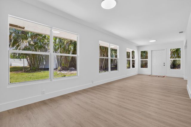 200 SW 29th Avenue, Delray Beach, FL 33445