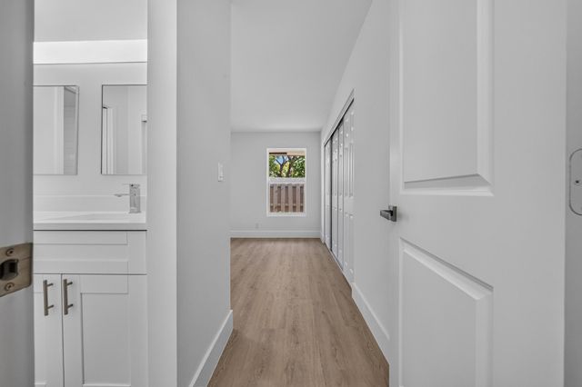200 SW 29th Avenue, Delray Beach, FL 33445