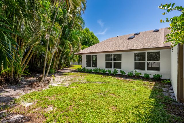 200 SW 29th Avenue, Delray Beach, FL 33445