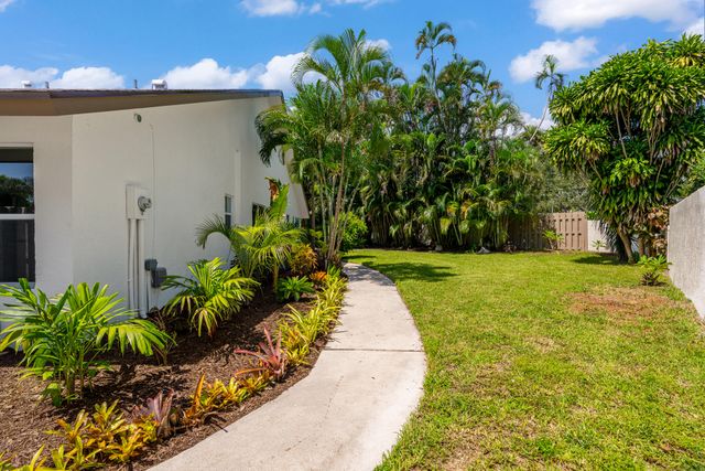 200 SW 29th Avenue, Delray Beach, FL 33445