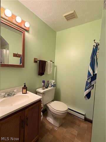 853 Alameda Avenue, Sheffield Lake, OH 44054