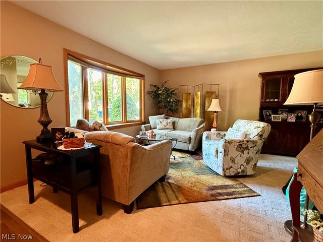 853 Alameda Avenue, Sheffield Lake, OH 44054