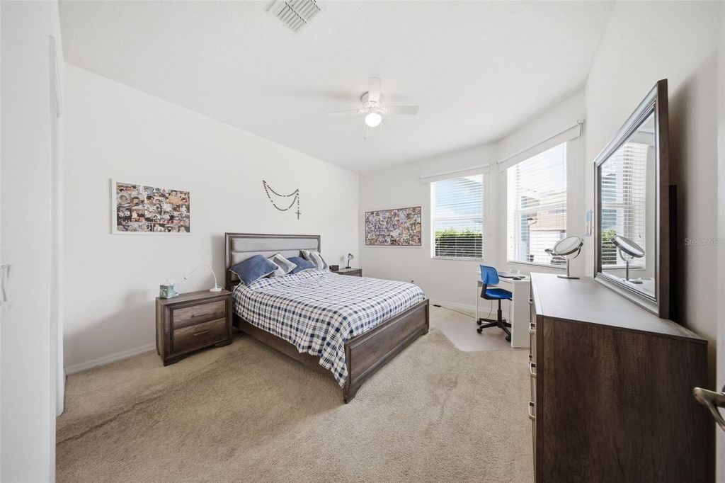 Image 15 of property listing at 11733 FITZGERALD BUTLER ROAD, Orlando, FL 32836