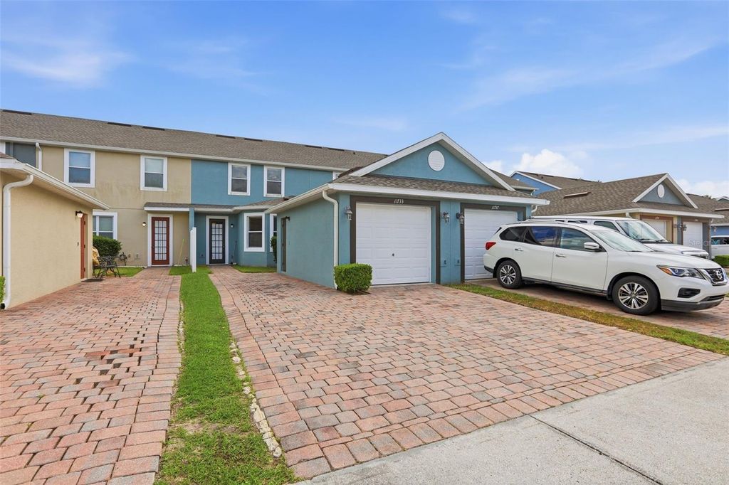 Image 33 of property listing at 11733 FITZGERALD BUTLER ROAD, Orlando, FL 32836