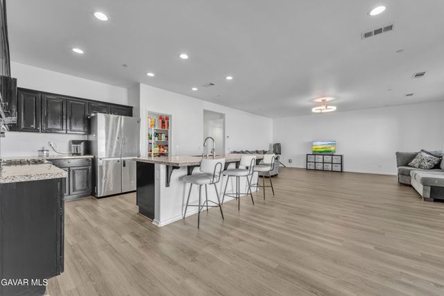 38218 Chapelle Street, Palmdale, CA 93552