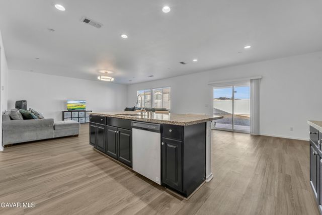 38218 Chapelle Street, Palmdale, CA 93552