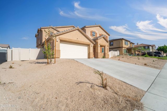 38218 Chapelle Street, Palmdale, CA 93552