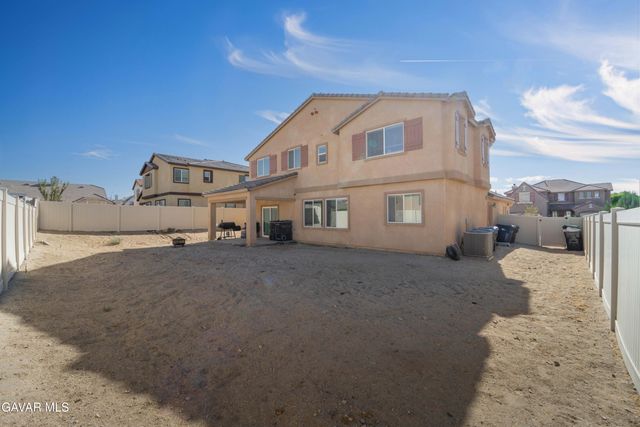 38218 Chapelle Street, Palmdale, CA 93552