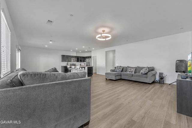 38218 Chapelle Street, Palmdale, CA 93552