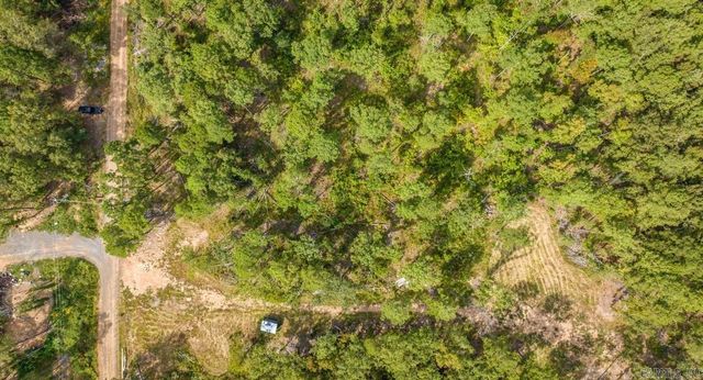 000 Pebble Drive, Clinton, AR 72031