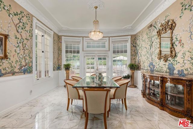 1255 Benedict Canyon Drive, Beverly Hills, CA 90210