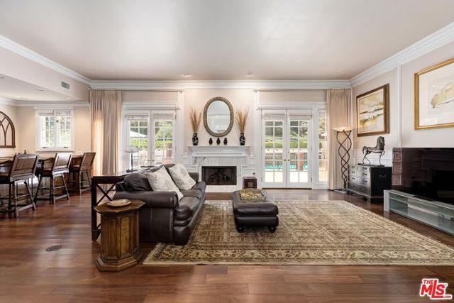 1255 Benedict Canyon Drive, Beverly Hills, CA 90210