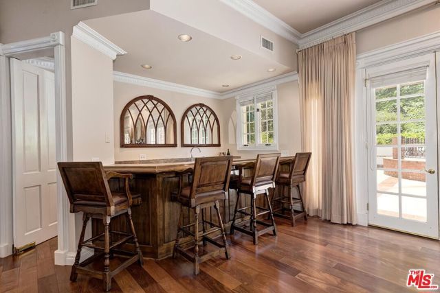 1255 Benedict Canyon Drive, Beverly Hills, CA 90210