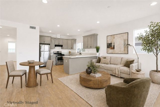 5729 Willow Crest Avenue 5729, North Hollywood, CA 91601