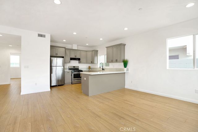 5729 Willow Crest Avenue 5729, North Hollywood, CA 91601