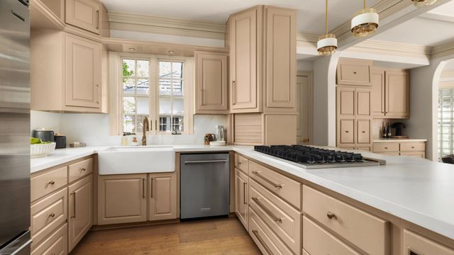 2036 Wimberly LN, Austin, TX 78735