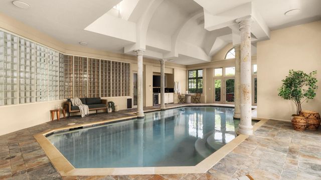 2036 Wimberly LN, Austin, TX 78735