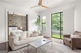 200 N Highland Avenue NE 207, Atlanta, GA 30307
