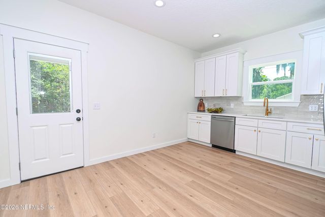 9765 S GLEN Avenue, Glen St. Mary, FL 32040