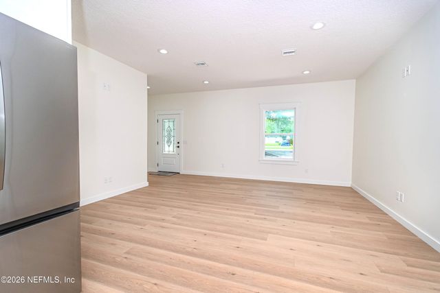 9765 S GLEN Avenue, Glen St. Mary, FL 32040