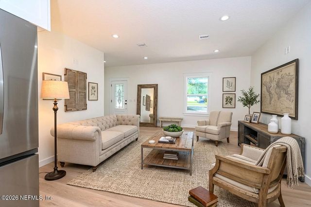 9765 S GLEN Avenue, Glen St. Mary, FL 32040