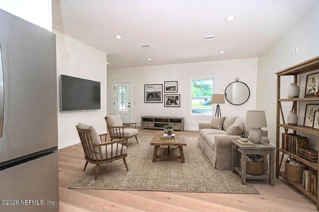 9765 S GLEN Avenue, Glen St. Mary, FL 32040