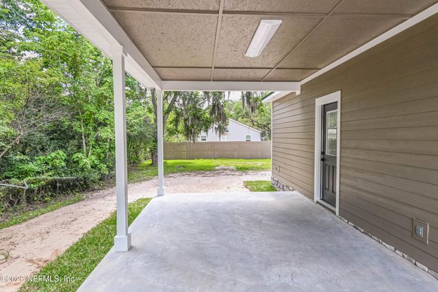 9765 S GLEN Avenue, Glen St. Mary, FL 32040