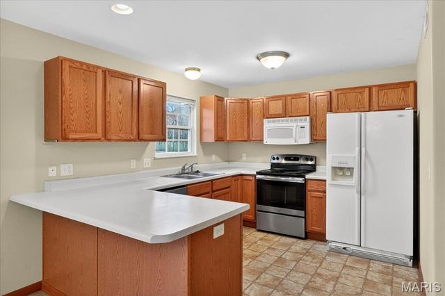 2025 Huntmaster Drive, Belleville, IL 62220