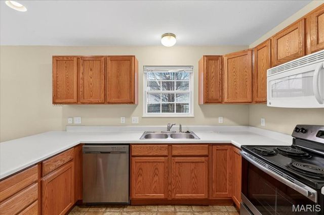 2025 Huntmaster Drive, Belleville, IL 62220