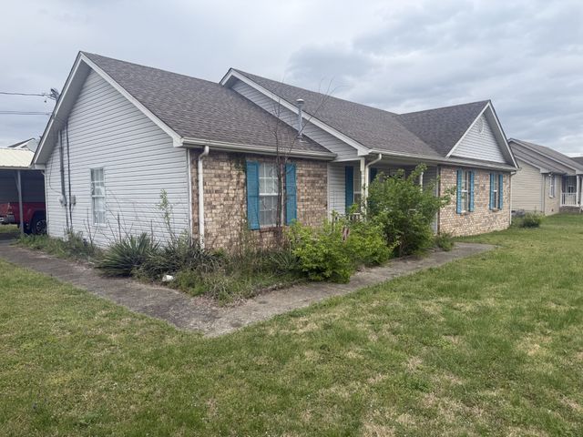 1001 Infinity Ct, Smyrna, TN 37167