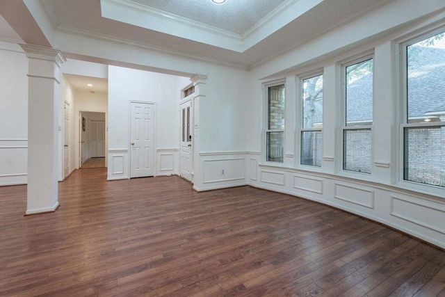 127 S Copperknoll Circle, The Woodlands, TX 77381