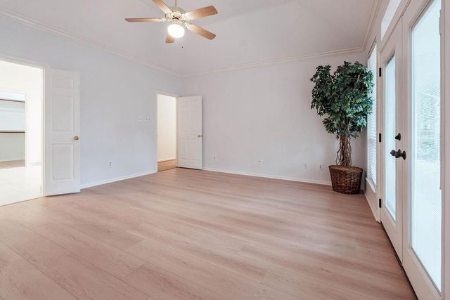 127 S Copperknoll Circle, The Woodlands, TX 77381