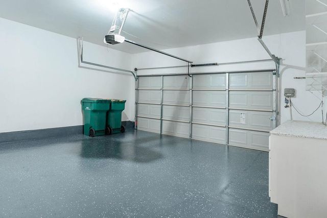 127 S Copperknoll Circle, The Woodlands, TX 77381