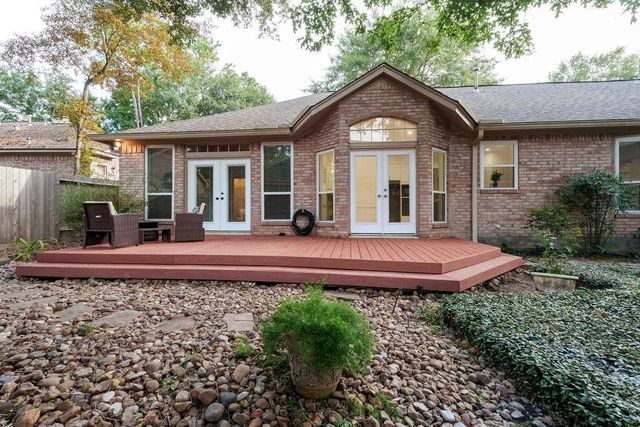 127 S Copperknoll Circle, The Woodlands, TX 77381