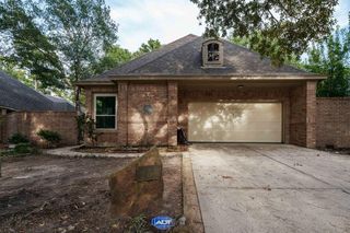 127 S Copperknoll Circle, The Woodlands, TX 77381