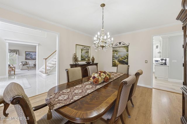 13 Bloomfield Road, Manalapan, NJ 07726