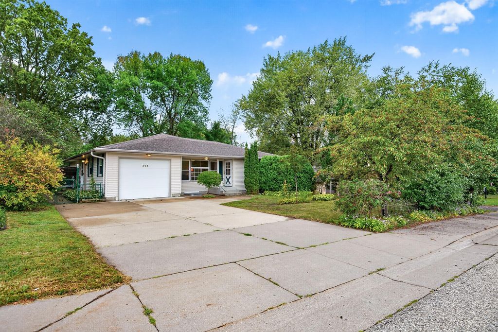 304 Territorial Street E, Watertown, MN 55388 — photo 2