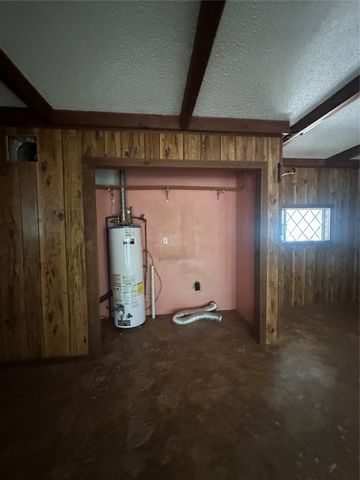 303 N Cryer, Winters, TX 79567