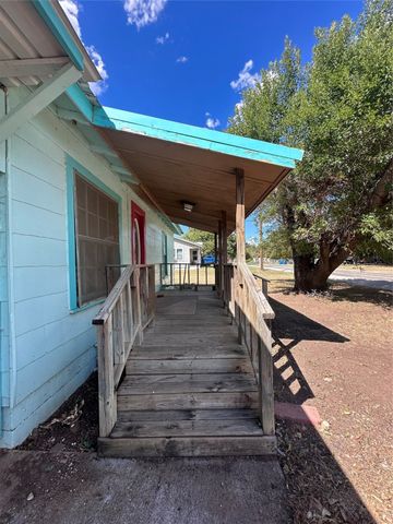 303 N Cryer, Winters, TX 79567