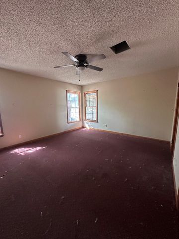 303 N Cryer, Winters, TX 79567