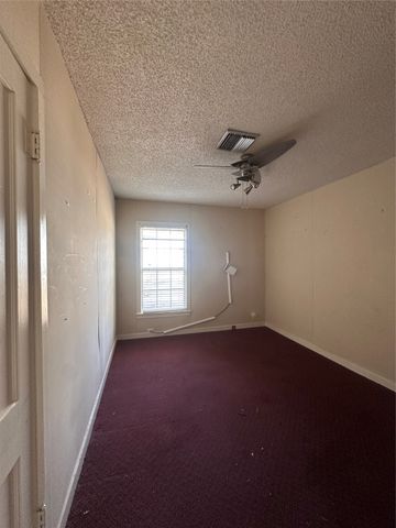 303 N Cryer, Winters, TX 79567