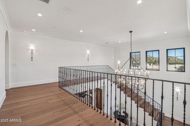 5830 N ECHO CANYON Lane, Phoenix, AZ 85018