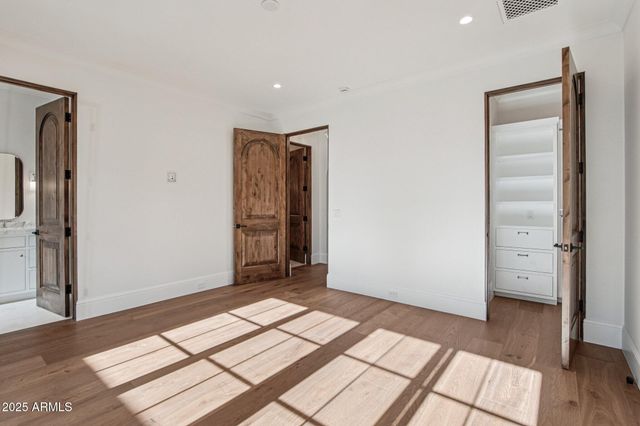 5830 N ECHO CANYON Lane, Phoenix, AZ 85018