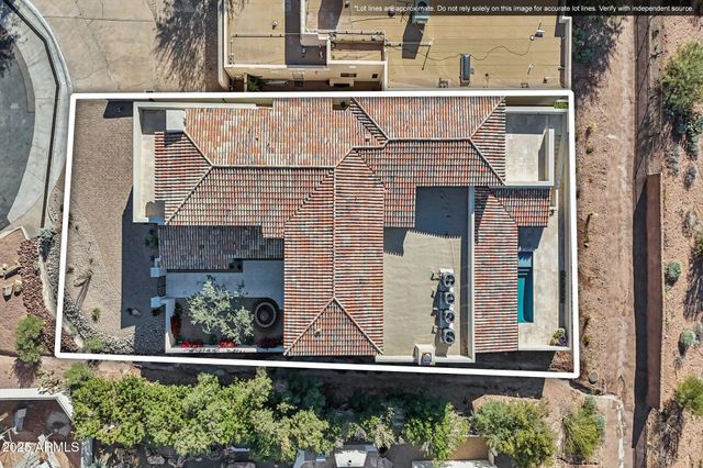 5830 N ECHO CANYON Lane, Phoenix, AZ 85018