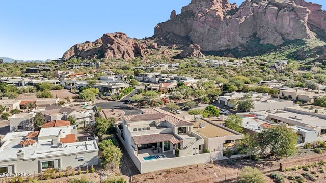 5830 N ECHO CANYON Lane, Phoenix, AZ 85018